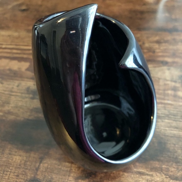 Vintage Frankoma Elegant Reflective Black Ceramic Vase - Picture 8 of 12